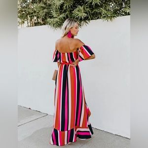 Vici dress size med never worn .